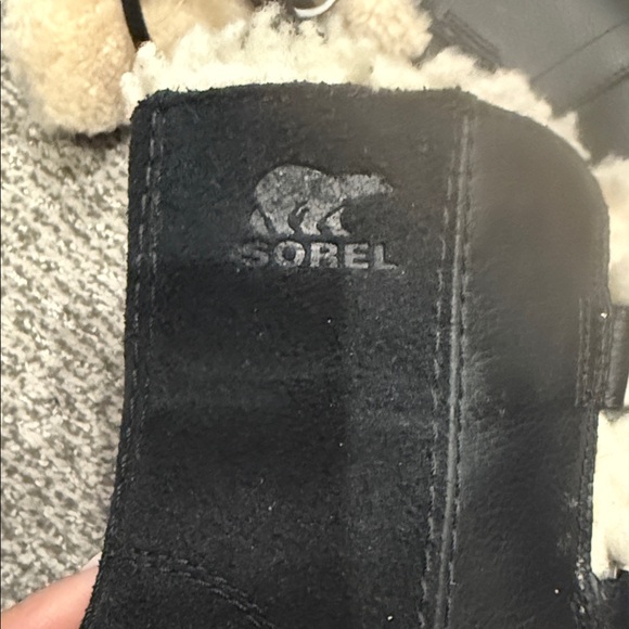 Sorel Black and Cream Winter Boots - Picture 5 of 7